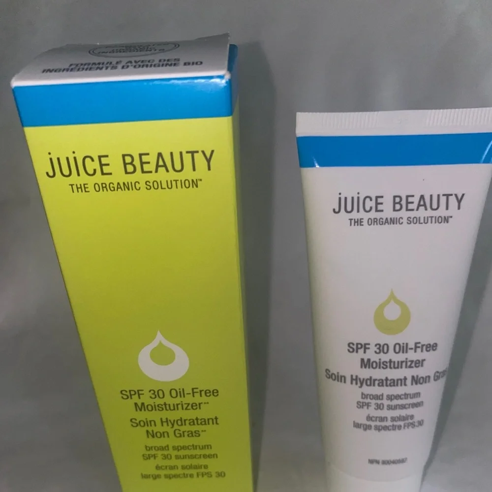 JUICE BEAUTY SPF 30 Oil-Free Moisturizer 2oz $32